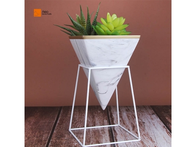  Wholesale  Custom Garden decor polyresin White Inverted triangle pattern Flower Pot for Garden 