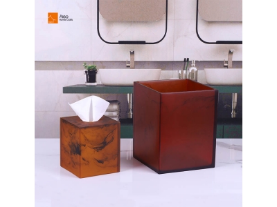 Durable 8L/10L Amber Polyresin Trash Can Home Decorative Hotel Bathroom Garbage Bin with Square Swirl Style Lid