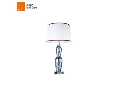 2019 Brushed Nickel Base And Traditional Hotel Guestroom Decoration Polyresin Table Lamp Cfl