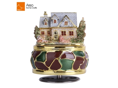 Lovely Glowing Rotating Resin House Autumn Season Winding Music Box With Plating And Diamond