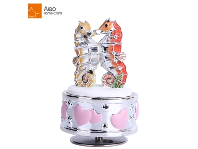 Seahorse Design Polyresin Music Box For Lover, Plating Decoration Rotation Music Box